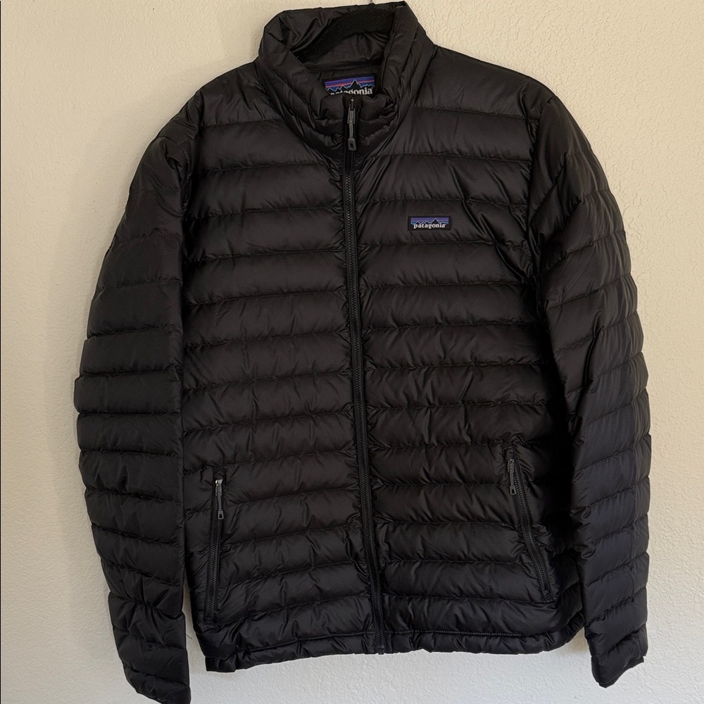 Patagonia Men's Down Sweater: Black Puffer Jacket